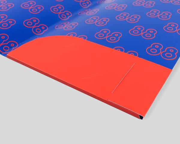 Carpetas con lomo y bolsillo