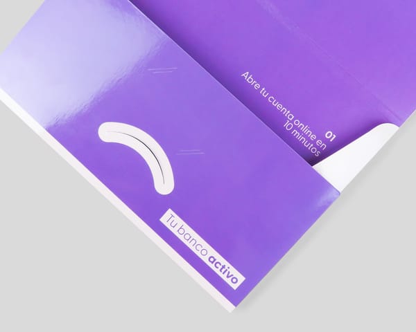 Carpetas con lomo y cierre