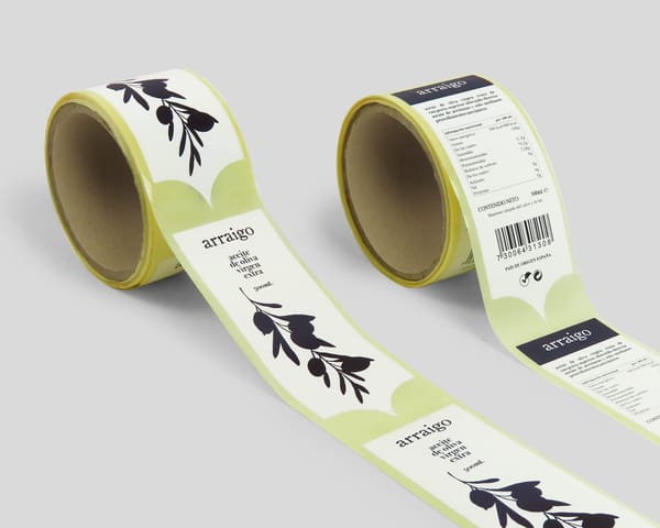 Etiquetas en bobina aceite