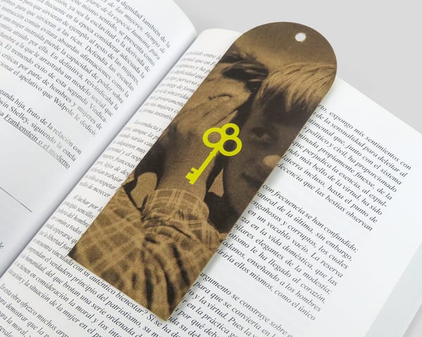 Detalle marcapáginas